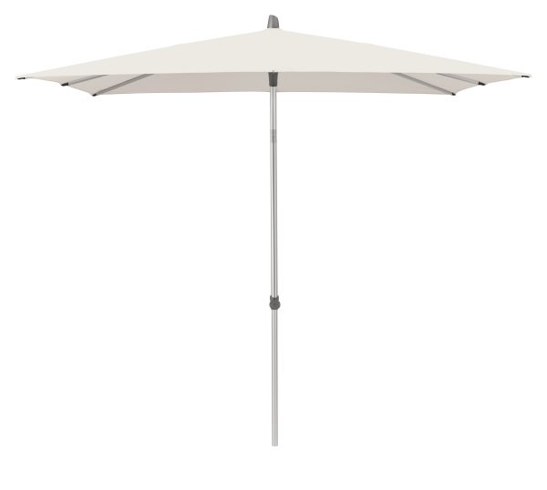 Witte tuinparasol met stalen frame.