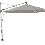 Grijze vrijstaande parasol met zijarm