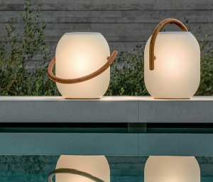 Gloster Cocoon tafel-terraslamp oplaadb. IP64 - LED 2700K Teak-wit1