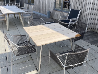 OASIQ Sandur armstoel met Reef tafel stainless teak (1)