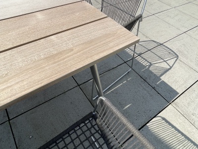 OASIQ Sandur armstoel met Reef tafel stainless teak (3)